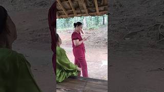 Chatting with Teteh