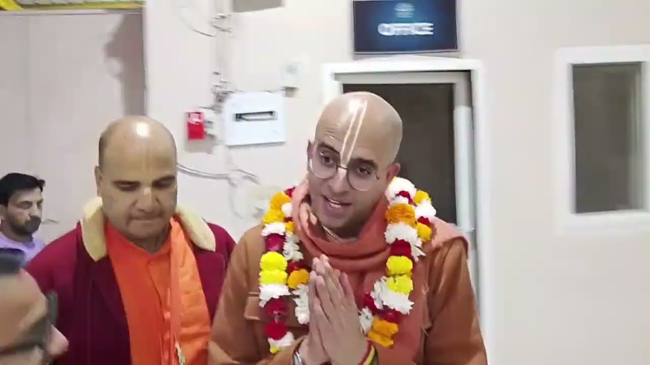 Aaj saket Dham main amoghlilaprabhu ji 5 Dan ke Shrimad Bhagwat Katha ke liya 