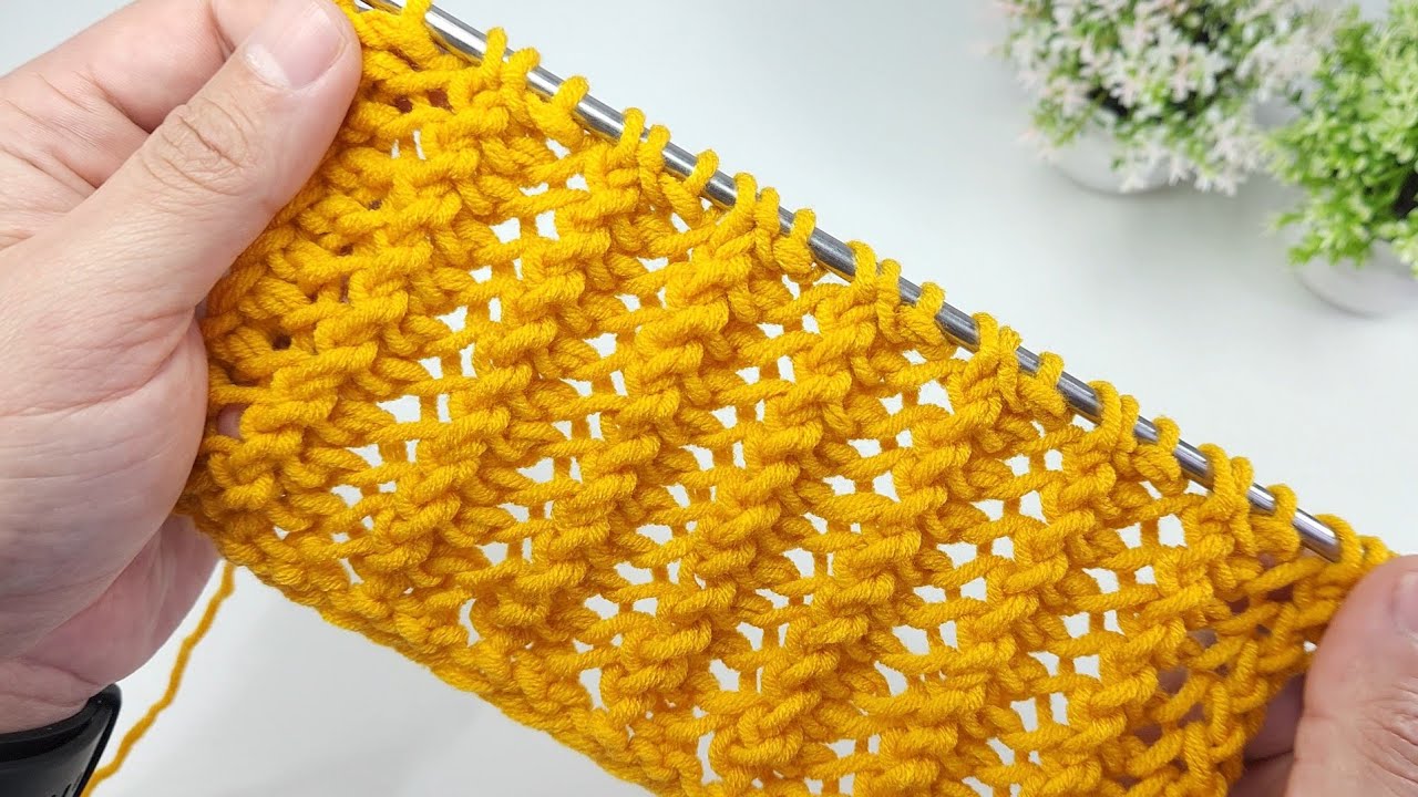 Узор для вязания спицами - простой и красивый - вяжется одним рядом