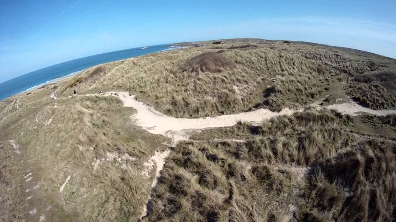 Quad flying at Hayle Towens