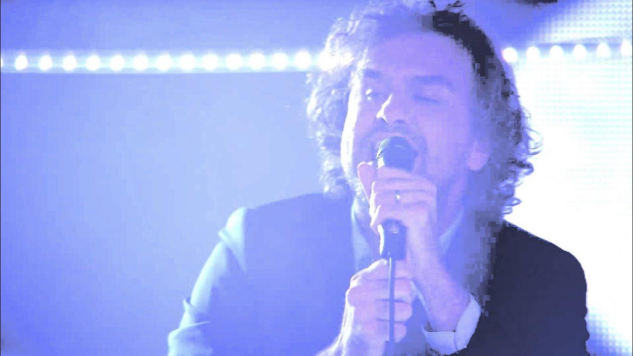 Reverend and The Makers - Heavyweight Champion Of The World (LIVE) Reverend and The Makers - Heavyweight Champion Of The World (LIVE)