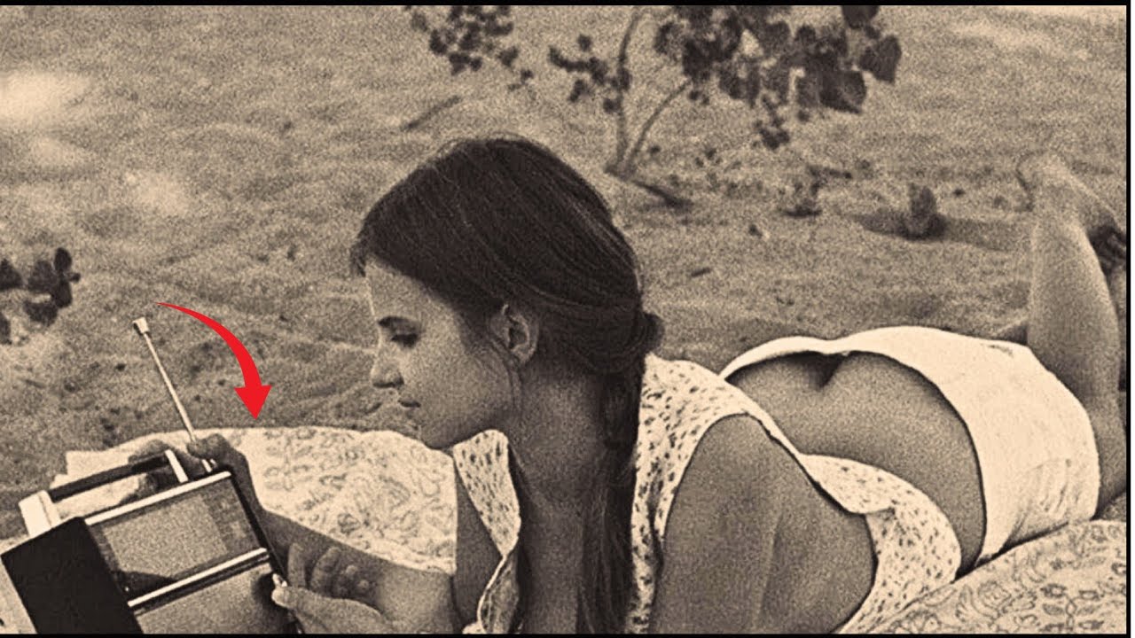 🌟 Forgotten Faces of Fame: 95 Rare Celebrity Photos You’ll Never Forget | Ageless Chronicles