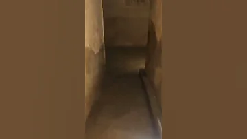 هذه هي غرفة الملك الفرعون خفرع هنا كان يرقد جسده في الهرم الأوسط الجيزة 