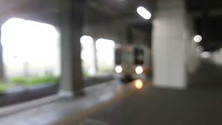 両毛線211系普通高崎行と、宇都宮線E231系&E231系普通 宇都宮行 を撮った。小山駅