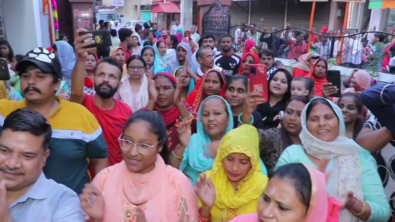 दिल्ली से विशाल  झंडा यात्रा सिद्ध बाबा बालक मंदिर टटेसर -81 से द्धियोट सिद्ध गुफा हिमाचल#trending