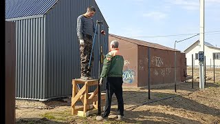 видео: Забивка столбов для забора картинка: Забивка столбов для забора