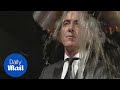 James nesbitts on stage ice bucket challenge at the gq awards  daily mail