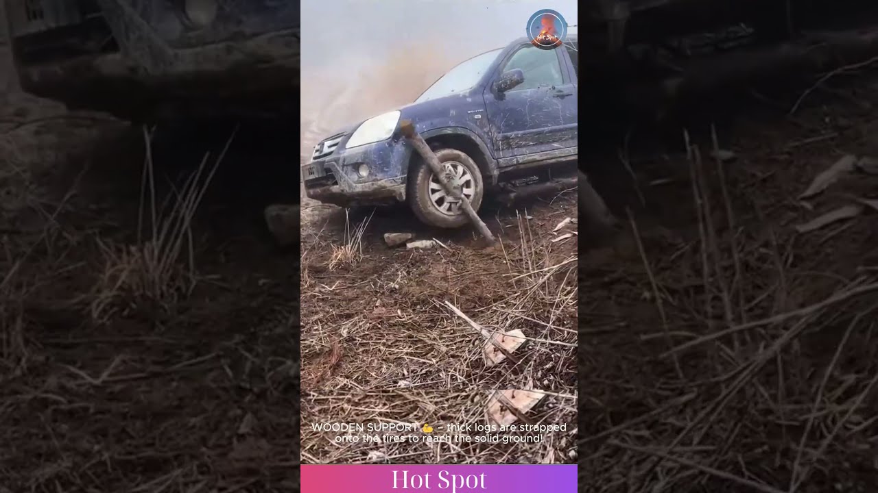 Wood Trick To Escape Mud How Drivers Get Unstuck Using Simple Logs Offroadhack Mudrescue