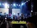        عمرو دياب كان باين من سلامها حفلة