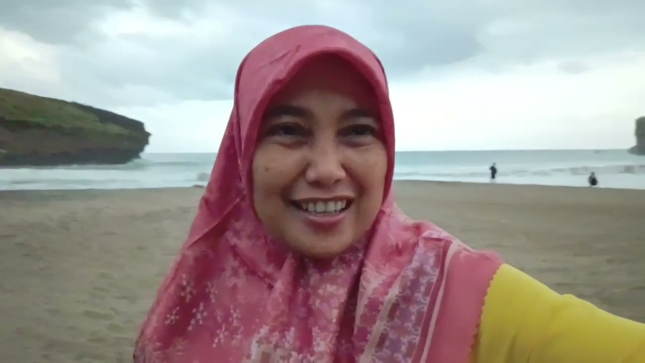 CAMPING DI PANTAI NGIROBOYO PACITAN JAWA TIMUR