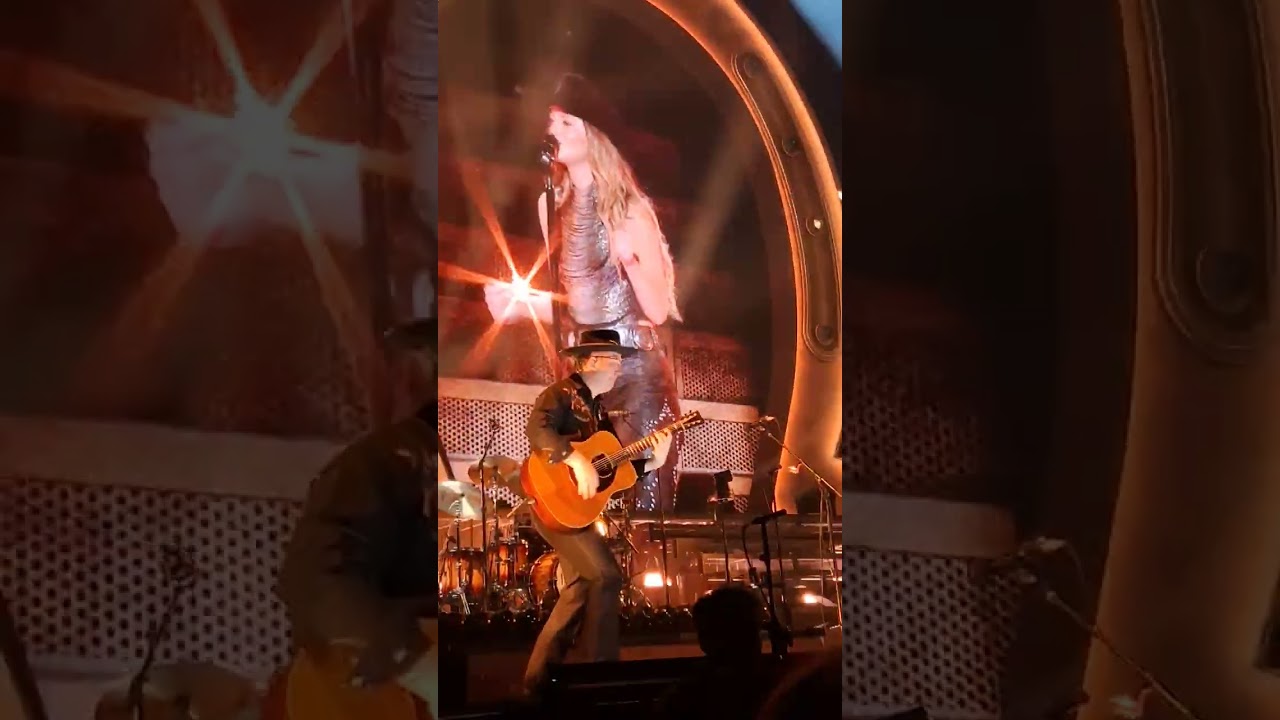 Lainey Wilson Yesterday, All Day,  Every Day