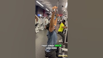 Stop doing lat pulldowns wrong!🛑😵#latpulldowns