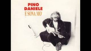 Video thumbnail of "A me me piace 'o blues - Pino Daniele (Live Cava de' Tirreni)"