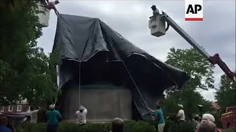 Lee Statue Covered in Charlottesville