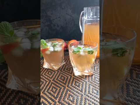 Холодный персиковый чай