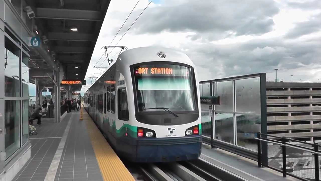 ST Light Rail @ SeaTac International Airport Station - Arrive & Depart ...