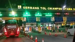 Story' wa Gerbang tol Cikampek