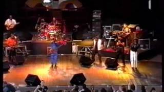 Kool And The Gang - 05 Jungle Boogie - live in Budapest 1996