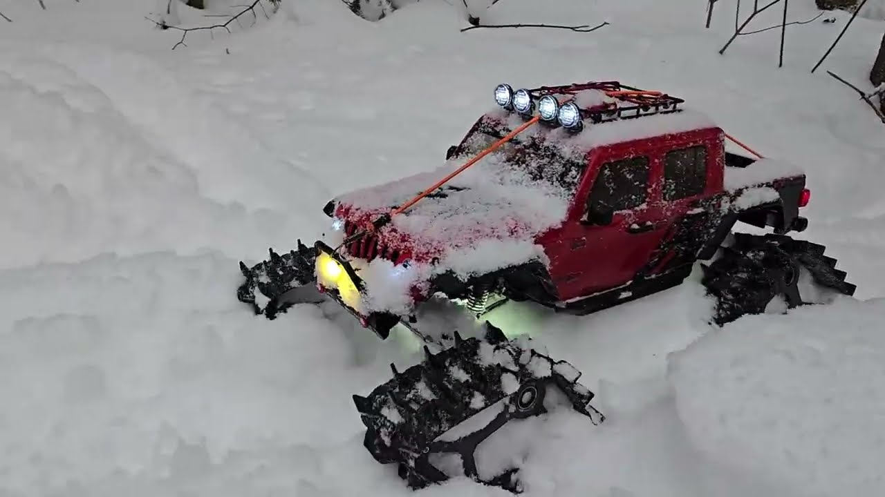 Deepsnow on tracks RC adventure