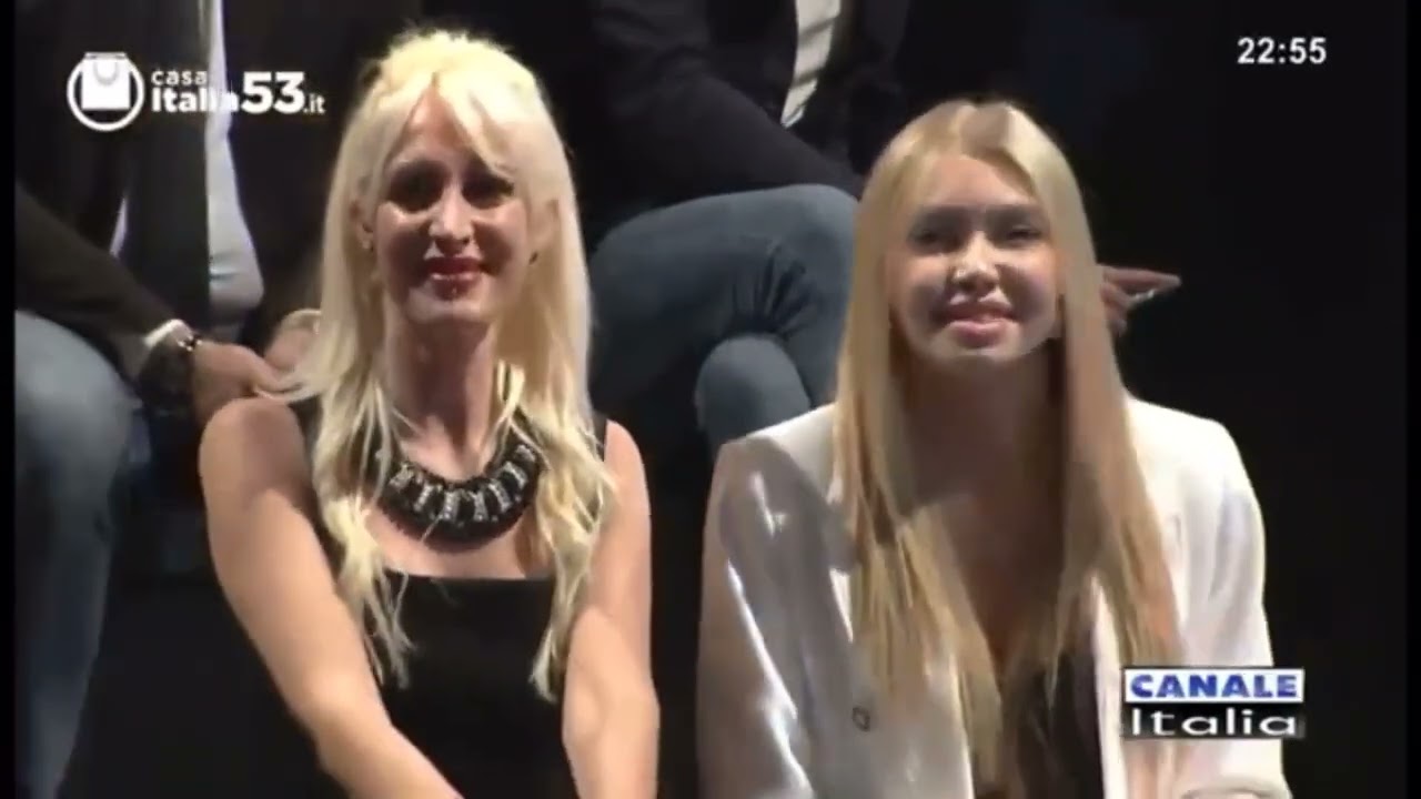 PEDRO TRIBUTO ALLA GRANDE RAFFAELLA CARRÀ  Canale Italia  interprete  Enza Ganà