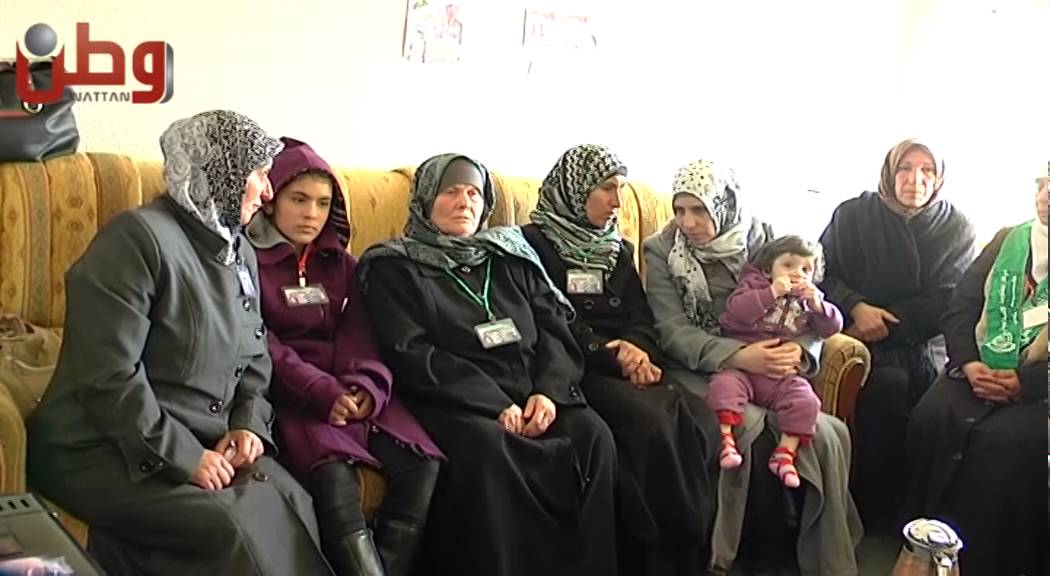 والدة الشهيدين..أعدت الكعك عن روح دانيا ووزعته عن عدي!