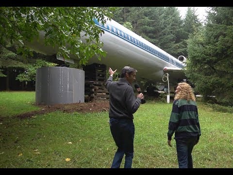 LIVING IN A 727 - Hillsboro, OR