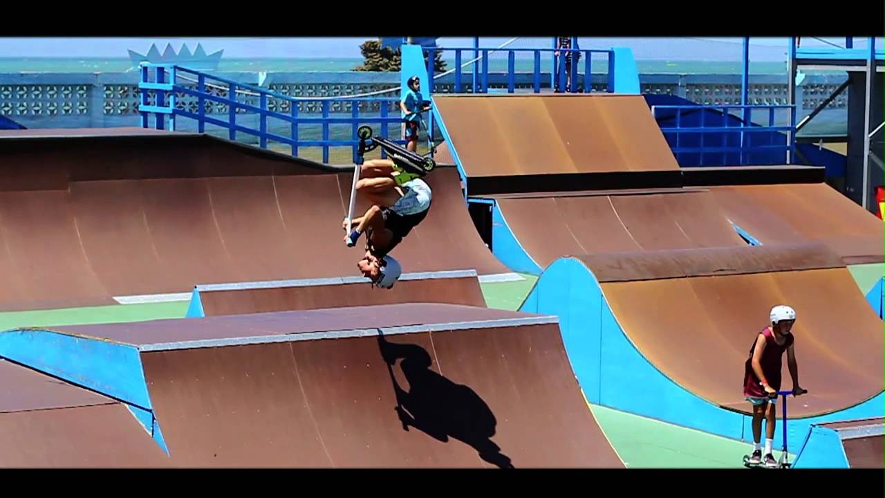 Bennylly Presents | The Summer Napier Video