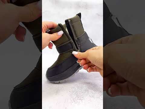 Зимняя детская обувь, дутики, сапоги, термоботинки на овчине на мальчиков на липучке в размерах 27-32, видео 1