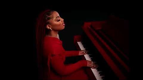 Chlöe - In Pieces (Official Video)