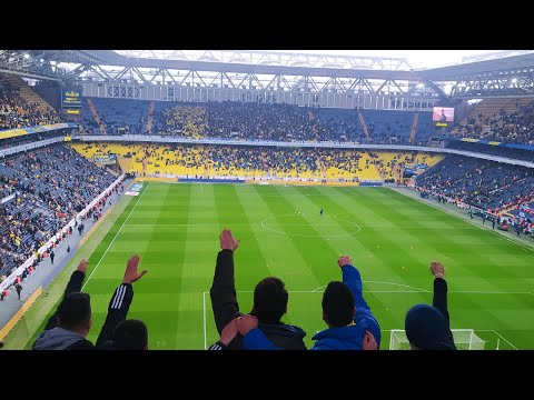 Fenerbahçe Slovacko Maçı Tribün Görüntüleri (Lincoln Henrigue Golü)