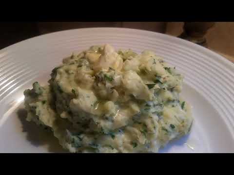 Spinach Mashed Potatoes / With Cheese And Garlic