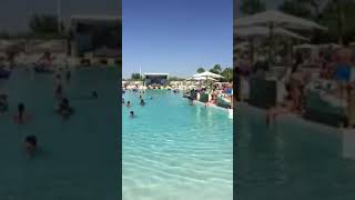 Statut Whatsapp Instagram Facebook Tik Tok Snap Story Piscine Jacuzzi Douche Snob Beach Marrakech