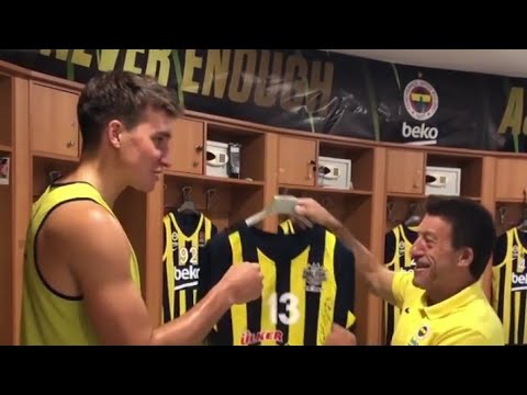 Kızılyıldız maçına gelen Bogdan Bogdanovic soyunma odasıyla hasret gideriyor