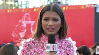 Zendaya Red Carpet Interview - AMAs 2015