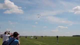 ILA 2014 | Parachutists of GSG 9 (Full HD)