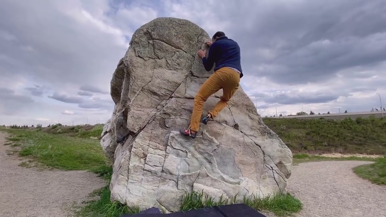 Bouldering, Canada, Alberta, Calgary, Split Rock, Myles' Mania