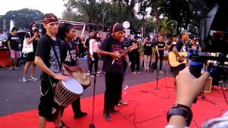 Marjinal - darah juang . Live at aksi kamisan 502 / depan istana negara #aksikamisan
