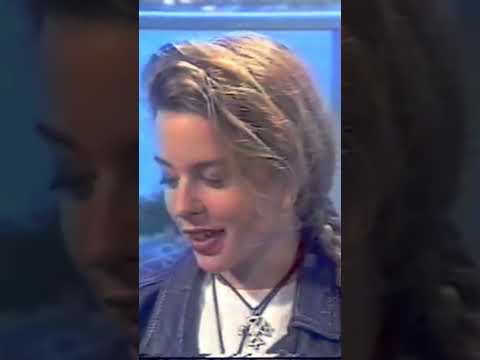 Kylie Minogue Talks