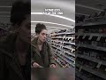Police officer buys a homeless woman items after she tried to shoplift ❤️