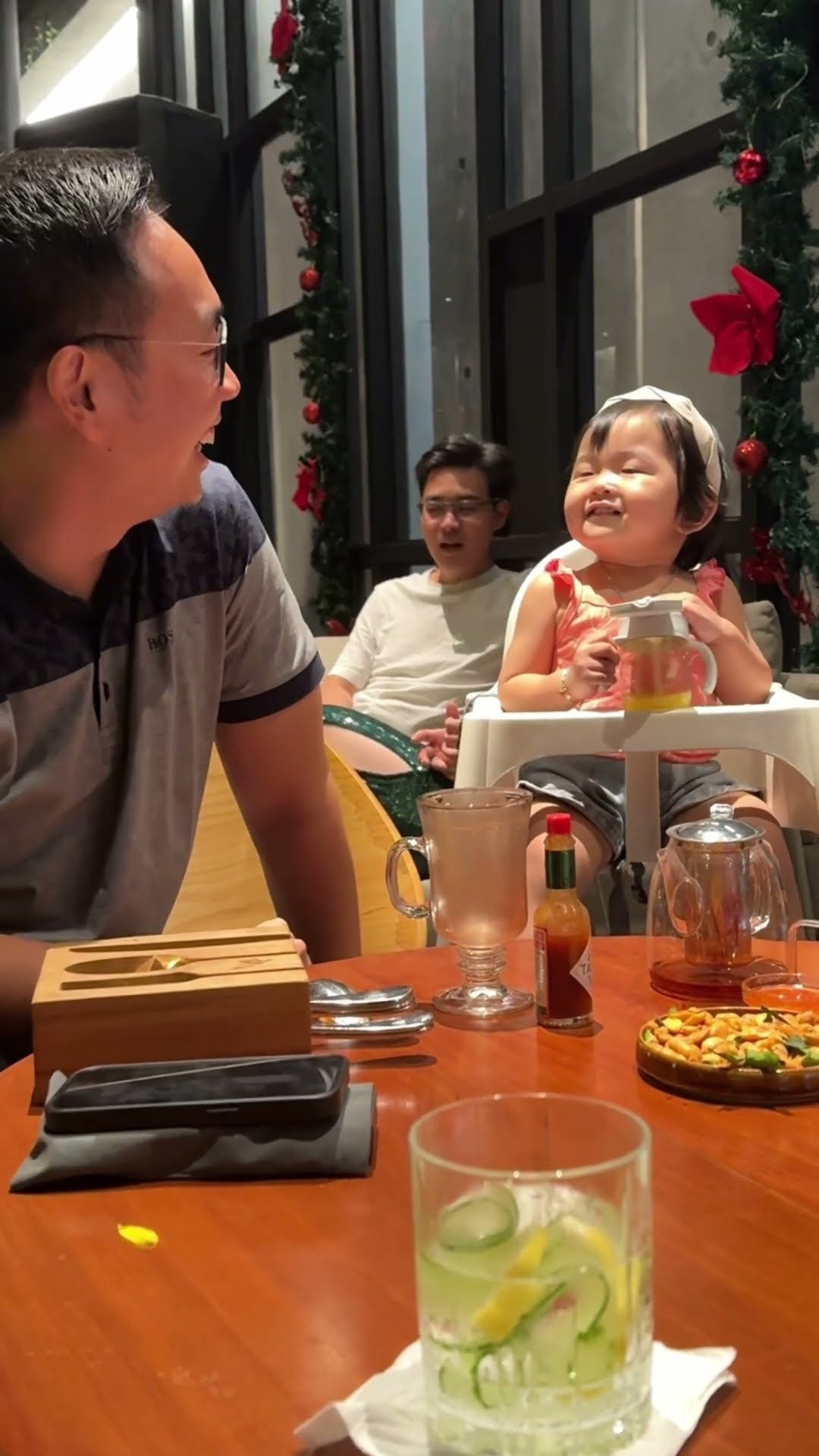 Pertama kali ketemu Uncle