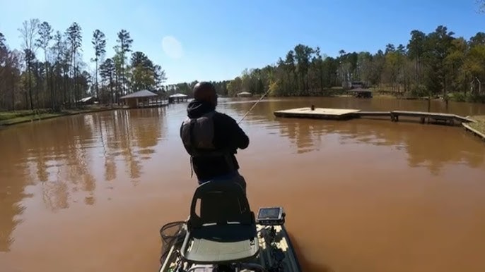 Boat War! Bass Raider 10E vs Predator 103 (Giant Bass Alert