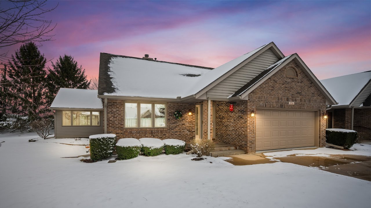 Cinematic house tour of 1726 Brock Circle, Sycamore, IL