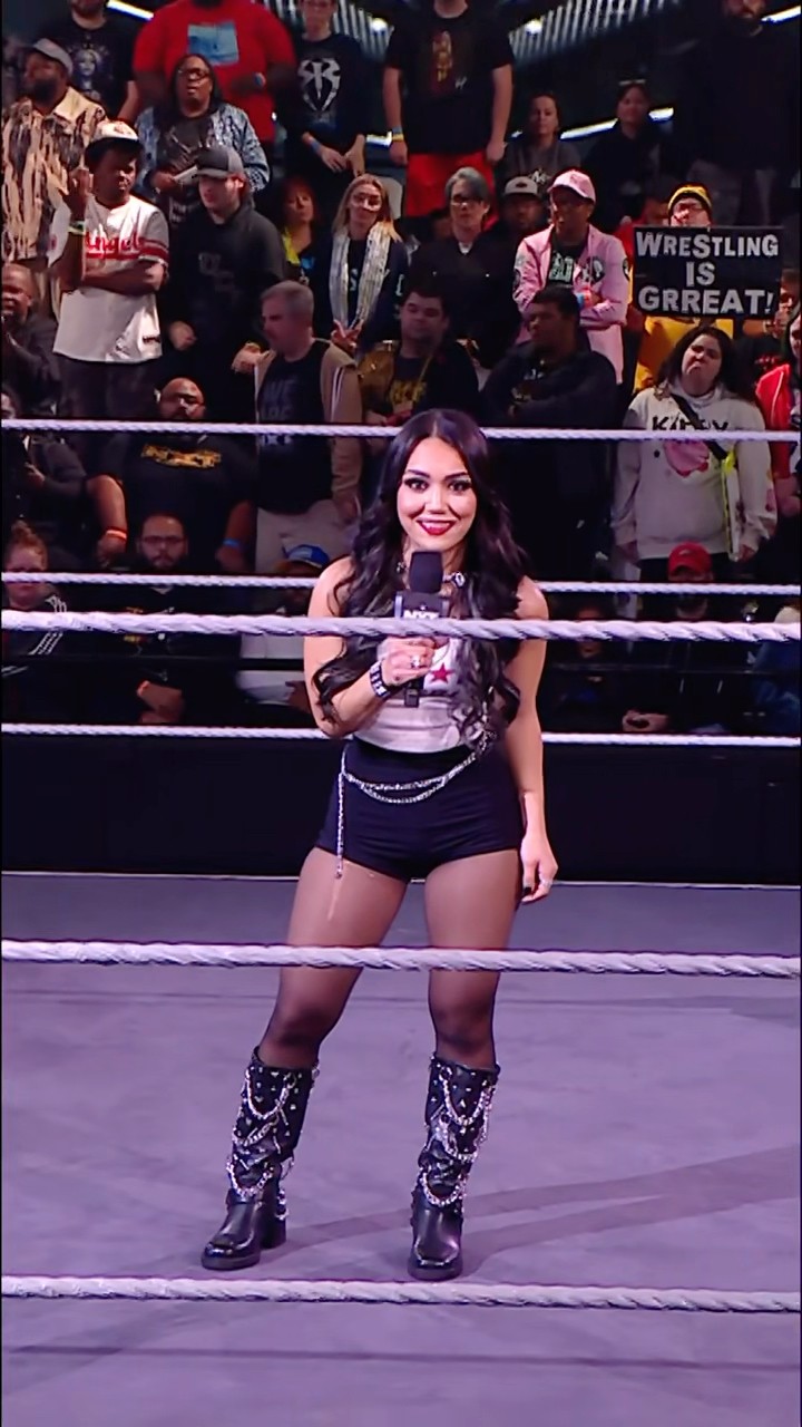 Roxanne is telling us how she really feels… ? #WWENXT