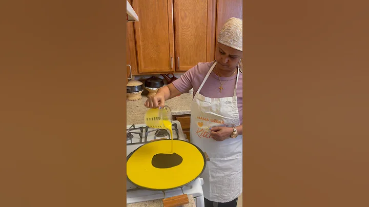 Making Yellow Injera 🌝 #eritrean #shorts #injera #satisfying