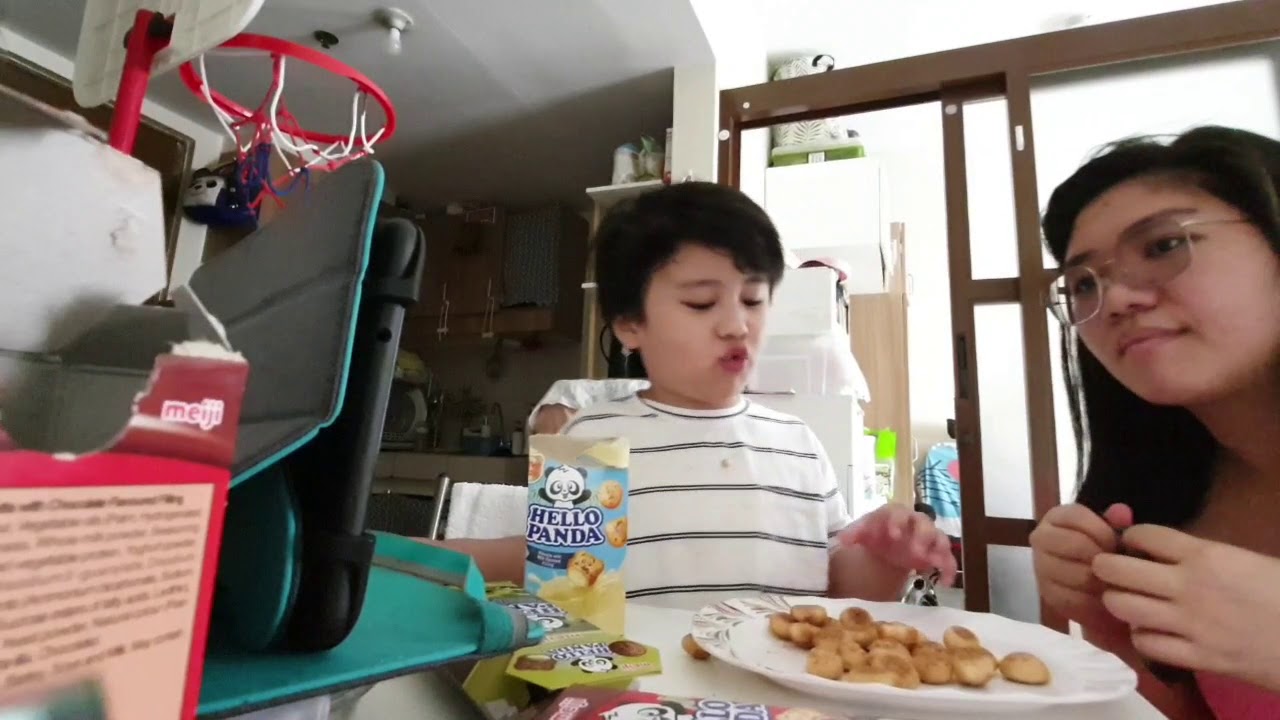 Unboxing hello panda and eating them too😊