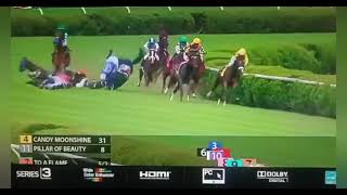 Muy Fea Rodada de Javier Castellano Junto a Otros 3 Jinetes en Saratoga 