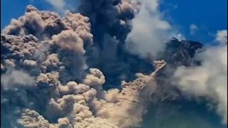 BARU ! AKTIVITAS ERUPSI GUNUNG MERAPI DI JAWA TENGAH.