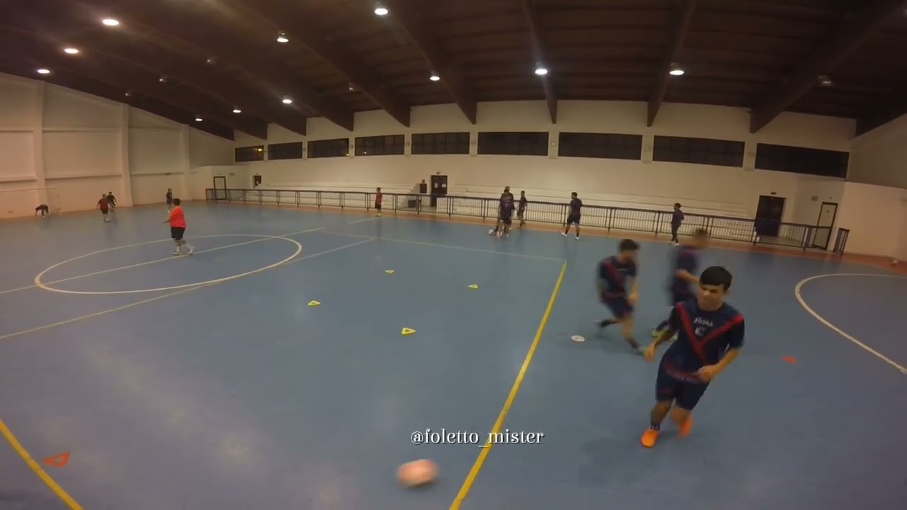 Futsal: Exercício Intenso de controle Orientado