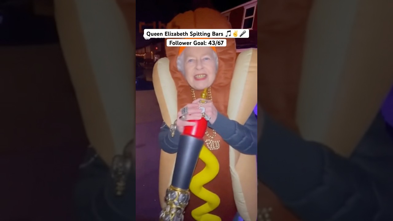 Queen Elizabeth Spitting Bars at a Halloween Party 🎃🎤🥶 