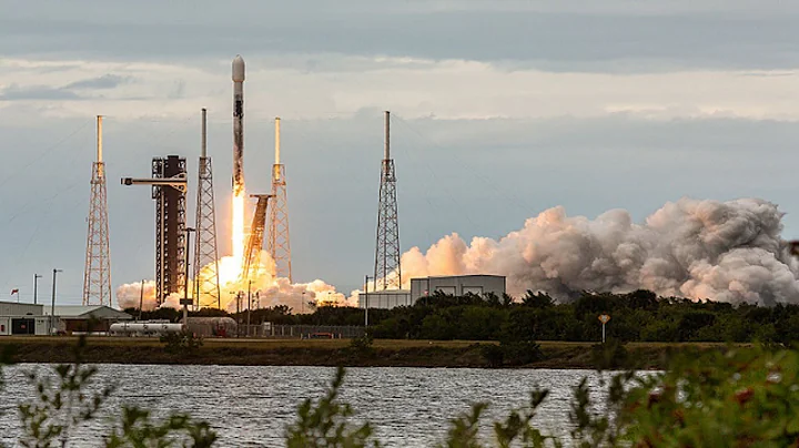 SpaceX Said to Pursue 2026 IPO